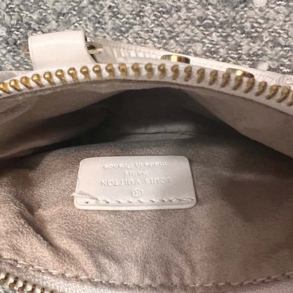 Purse - Picture 4 of 4